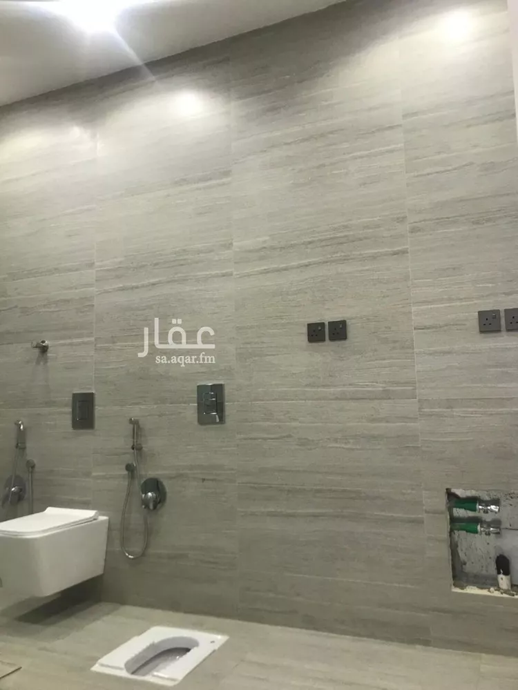 Villa for Sale in Riyadh Al Yarmouk 21