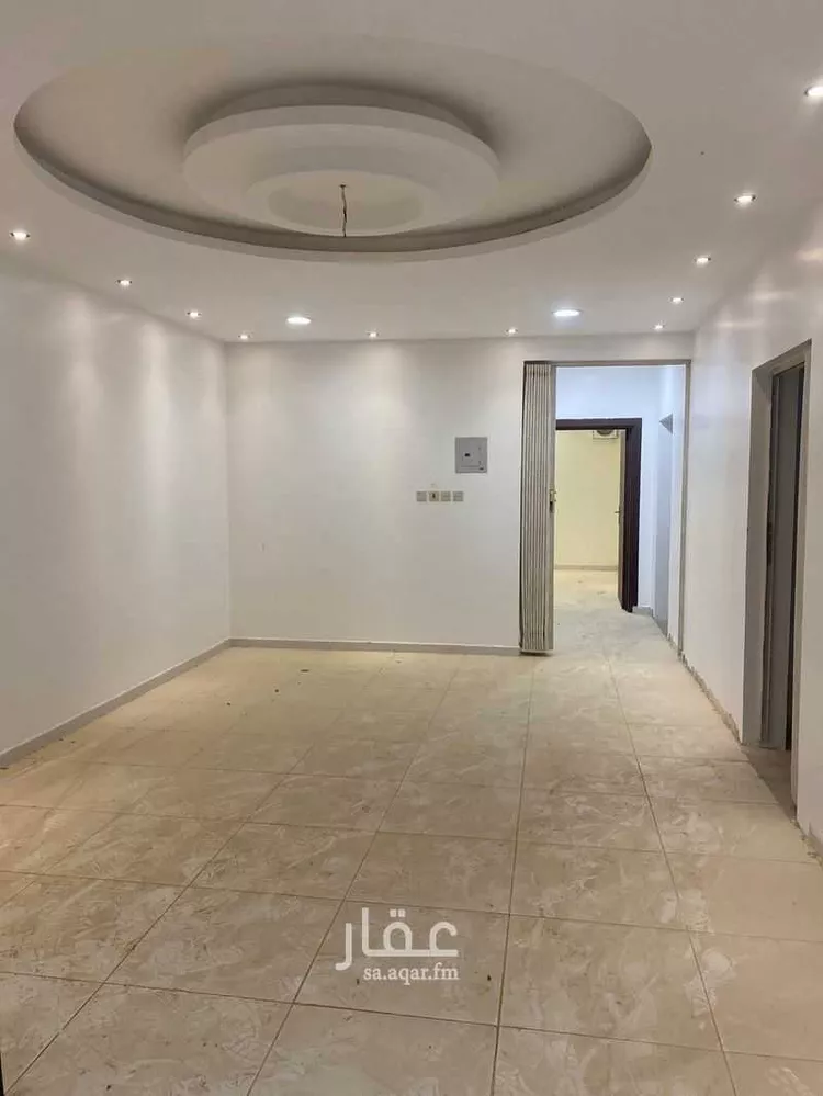 محل للإيجار في شارع عبدالرحمن العواد, حي الديرة, مدينة البكيريه, منطقة القصيم صورة 2
