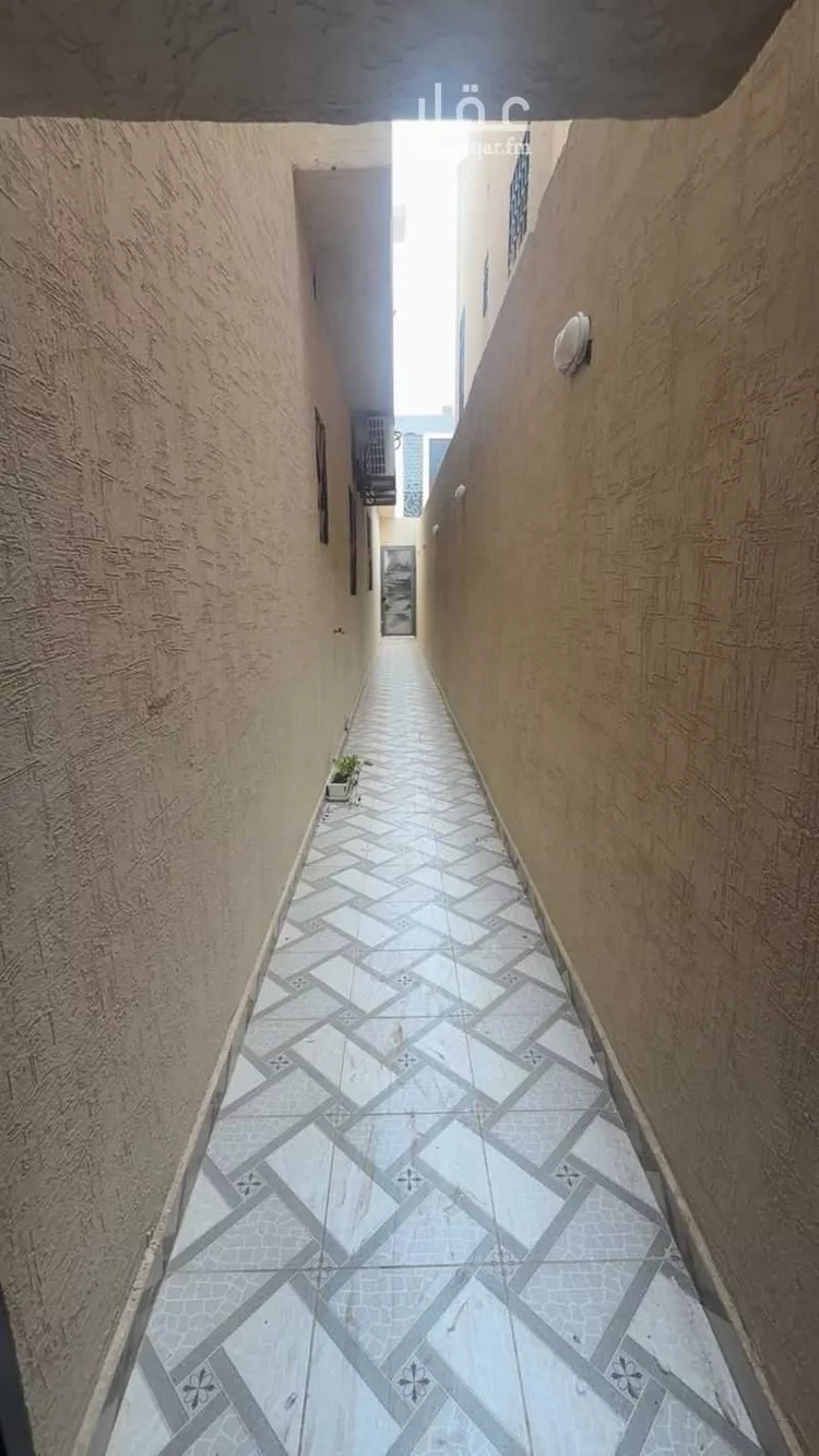 فيلا للبيع في شارع نهر أم الربيع, حي القادسية, مدينة الرياض, منطقة الرياض صورة 2