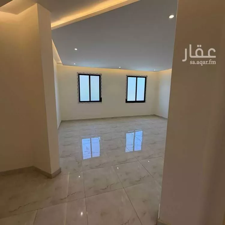 دور للبيع في شارع الميناء, حي الدار البيضاء, مدينة الرياض, منطقة الرياض 8