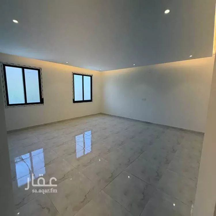 دور للبيع في شارع الميناء, حي الدار البيضاء, مدينة الرياض, منطقة الرياض 7