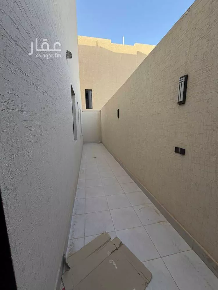 دور للبيع في شارع خريص, حي النظيم, مدينة الرياض, منطقة الرياض صورة 5