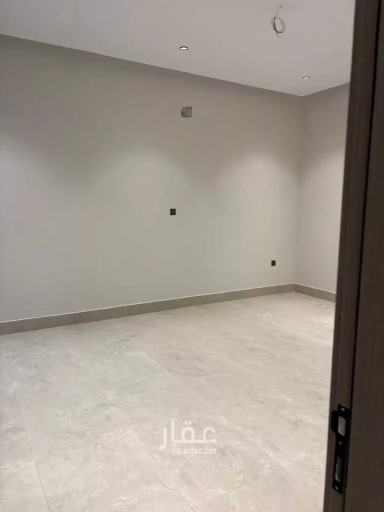 فيلا للبيع في شارع عبد الرحمن بن ابي الفضل, حي الندى, مدينة الدمام, المنطقة الشرقية 14