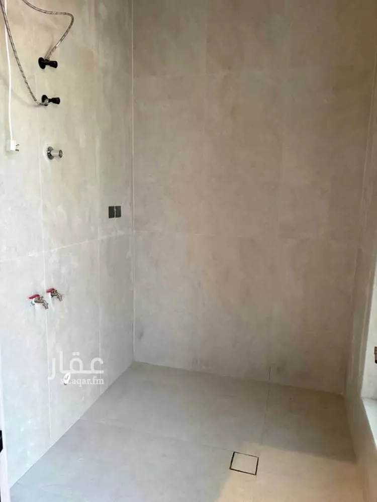 فيلا للبيع في شارع عبد الرحمن بن ابي الفضل, حي الندى, مدينة الدمام, المنطقة الشرقية 7