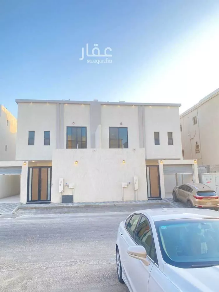 فيلا للبيع في شارع 27ب, حي طيبة, مدينة الدمام, المنطقة الشرقية صورة 2
