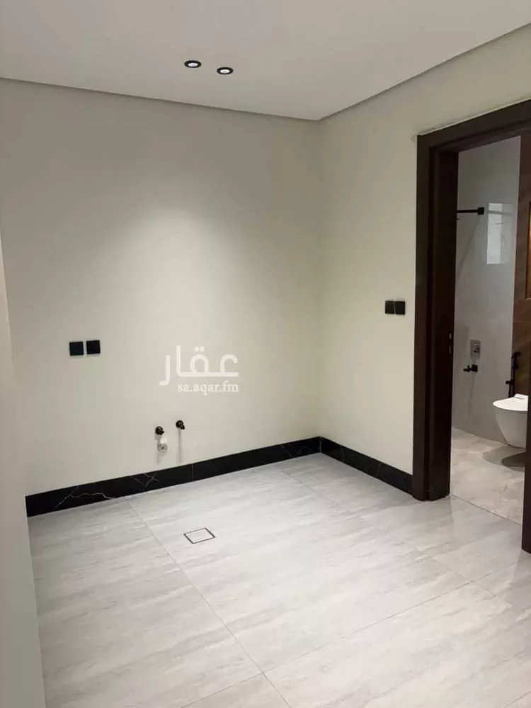 فيلا للبيع في شارع 27ب, حي طيبة, مدينة الدمام, المنطقة الشرقية 9
