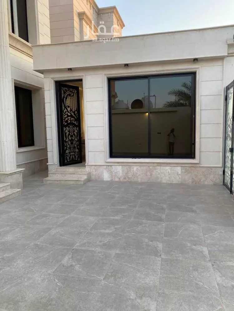 فيلا للبيع في شارع عبد الرحمن بن ابي الفضل, حي الندى, مدينة الدمام, المنطقة الشرقية صورة 3