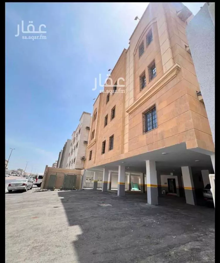 شقة للبيع في شارع نجران, حي الصناعية, مدينة الدمام, المنطقة الشرقية 9