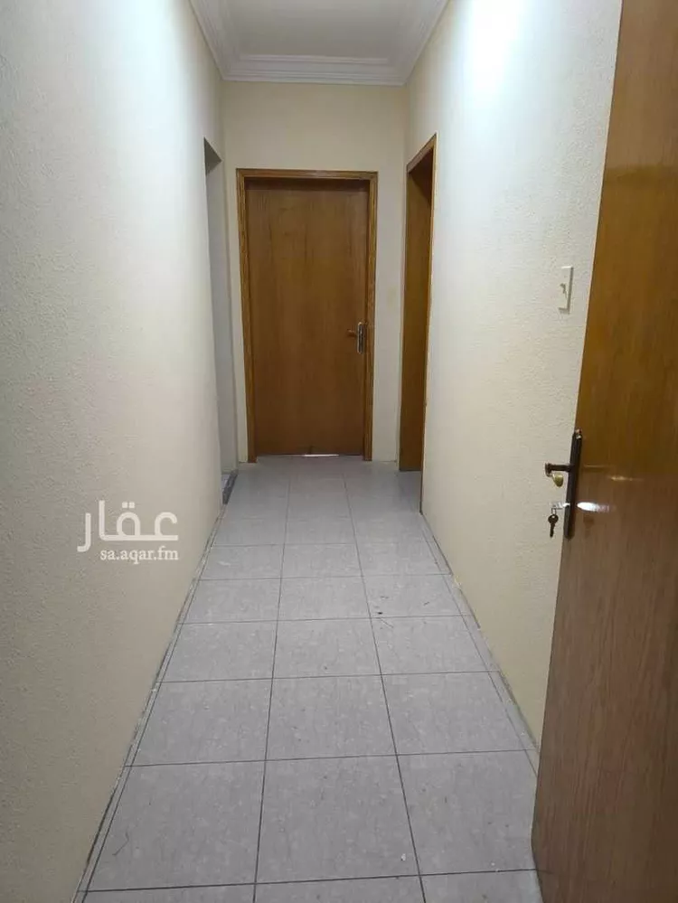 شقة للإيجار في شارع عبد الله بن العباس ، حي الدوحة الجنوبية ، الظهران ، الدمام صورة 2