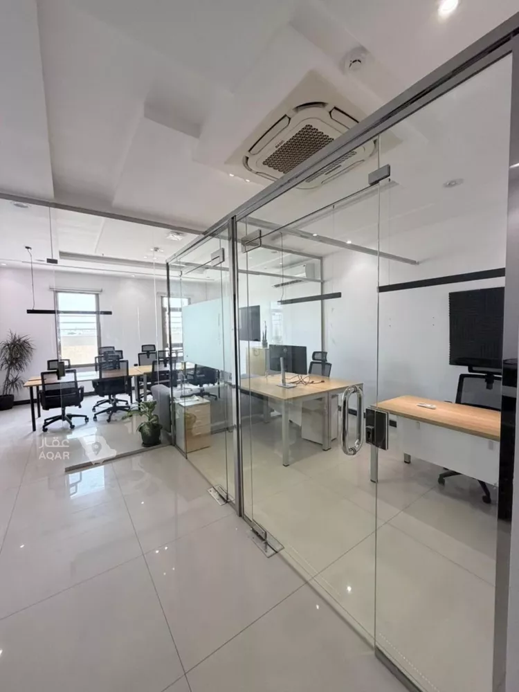 مكتب تجاري للإيجار في شارع ريحانه بنت زيد, حي العارض, مدينة الرياض, منطقة الرياض 3