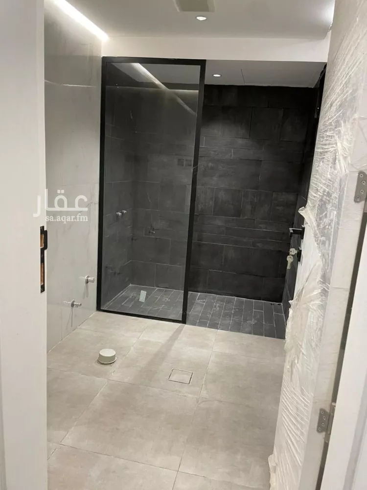 شقة للإيجار في شارع رقم 372, حي الملقا, مدينة الرياض, منطقة الرياض صورة 5