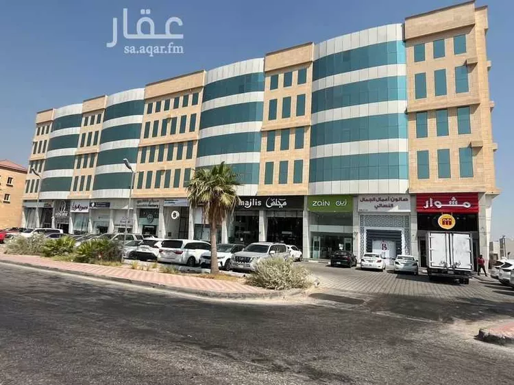 محل للإيجار في شارع الامير محمد ابن فهد ابن عبدالعزيز الفرعي, حي القصور, مدينة الظهران, المنطقة الشرقية صورة 3