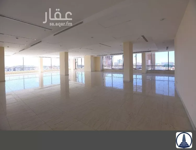 مكتب تجاري للإيجار في شارع منازل المتقين, حي الرويس, مدينة جدة, منطقة مكة المكرمة صورة 3
