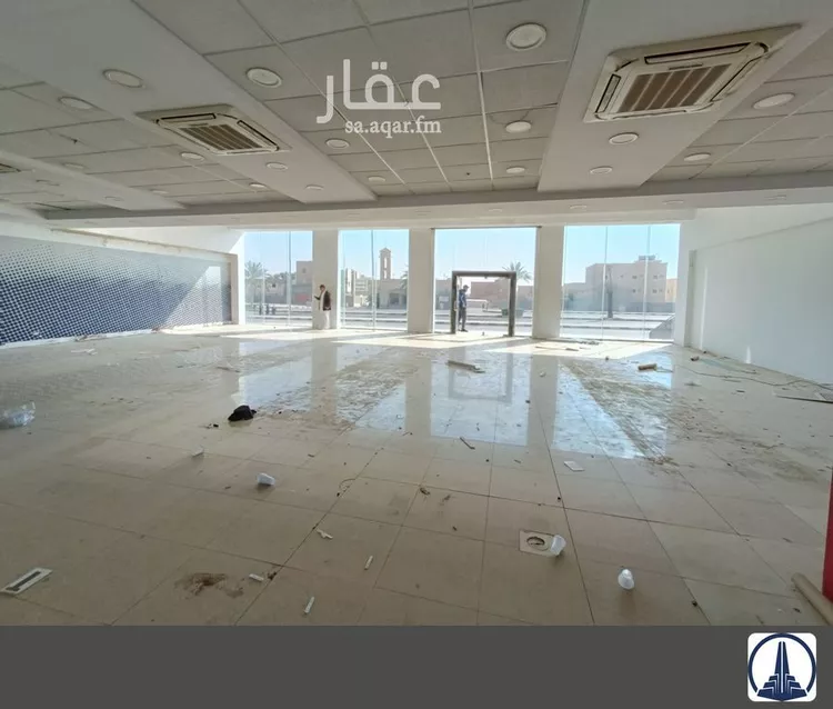 محل للإيجار في شارع الامير نايف ابن عبدالعزيز الفرعي, حي الناصرية, مدينة سكاكا, منطقة الجوف صورة 2