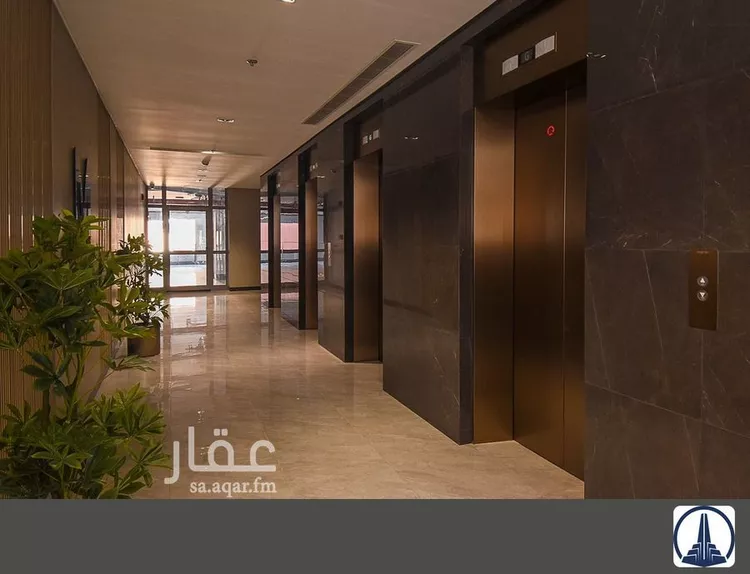 Commercial Office for Rent in Jeddah Al Khalidiyah 7