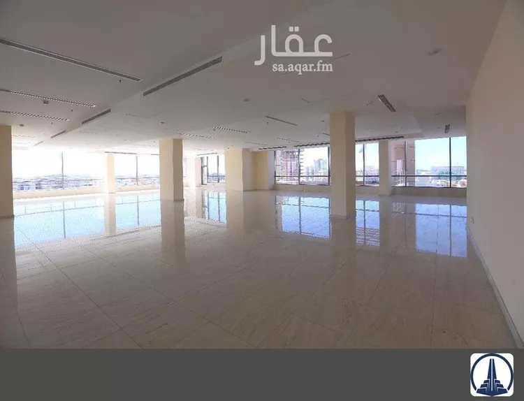 مكتب تجاري للإيجار في شارع منازل المتقين, حي الرويس, مدينة جدة, منطقة مكة المكرمة صورة 2