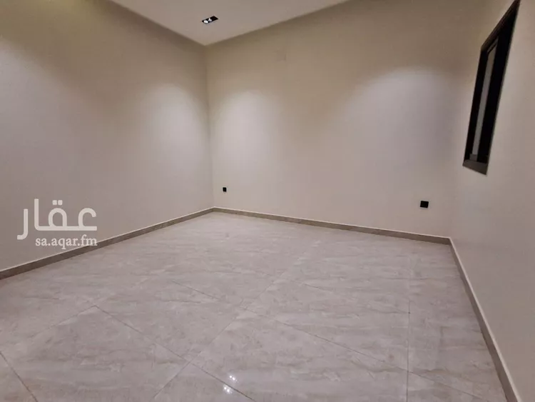 Floor for Sale in Riyadh Tuwaiq 14