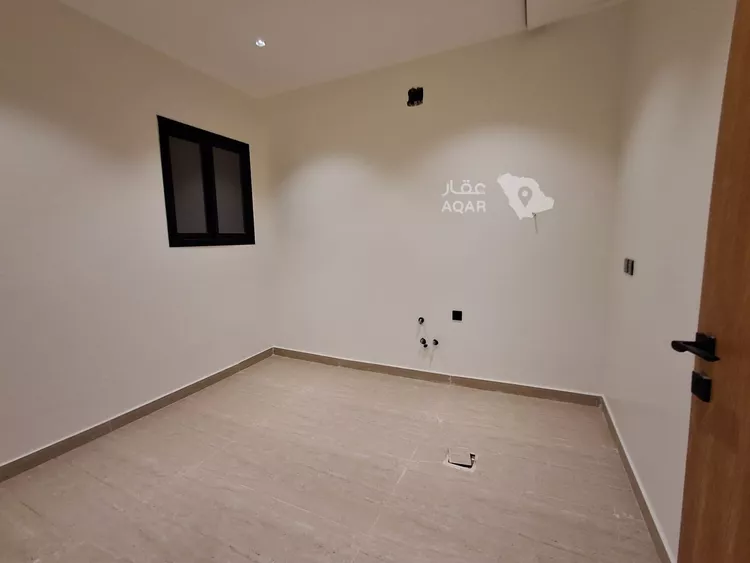 Floor for Sale in Riyadh Az Zahrah 12