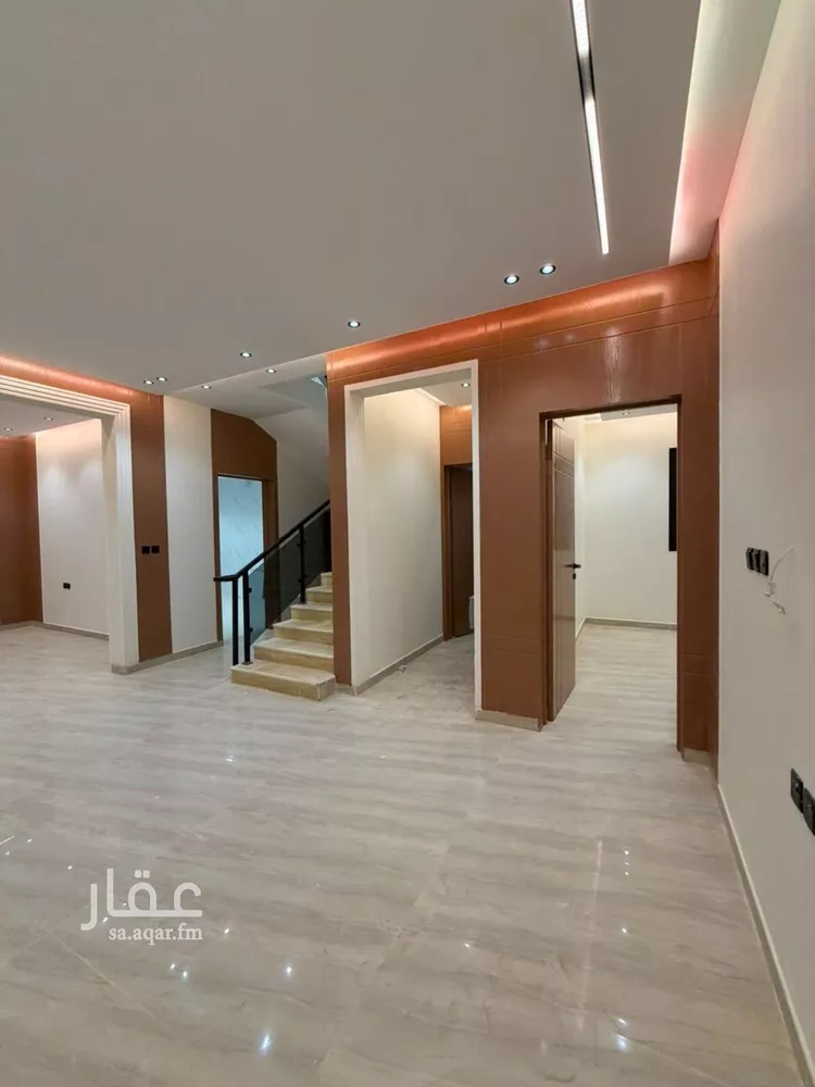 فيلا للبيع في شارع محمد بن مقرن, حي العريجاء الأوسط, مدينة الرياض, منطقة الرياض صورة 4