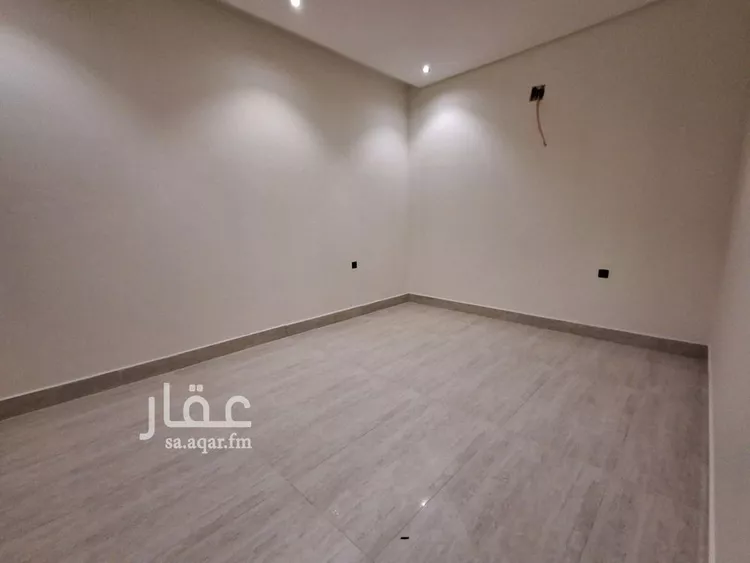 Floor for Sale in Riyadh Tuwaiq 17