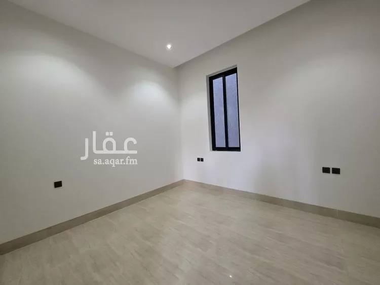 فيلا للبيع في شارع محمد بن مقرن, حي العريجاء الأوسط, مدينة الرياض, منطقة الرياض 17