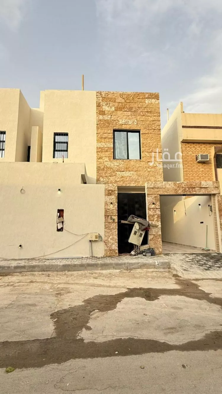 فيلا للبيع في شارع جبل علياء, حي العريجاء الأوسط, مدينة الرياض, منطقة الرياض صورة 2