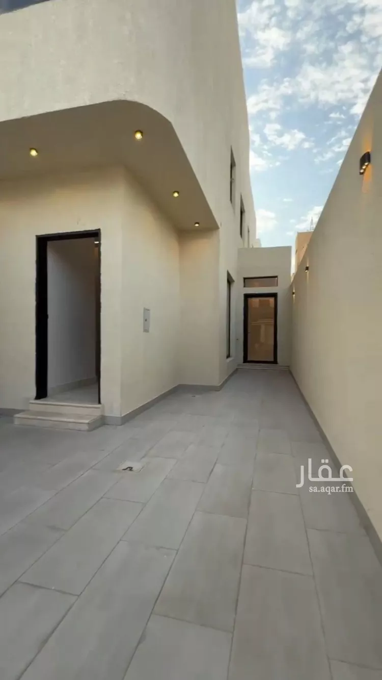 دور للبيع في شارع نصر الحنبلي, حي الزهرة, مدينة الرياض, منطقة الرياض صورة 2