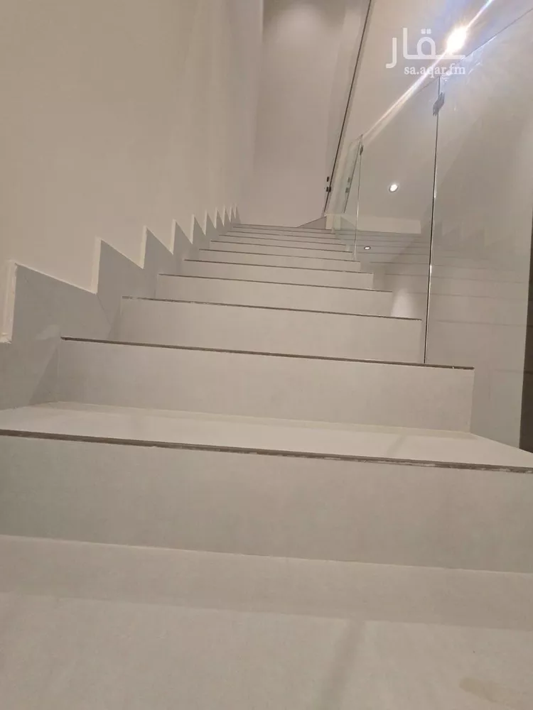 فيلا للبيع في شارع عبدالله الوعيل, حي السويدي الغربي, مدينة الرياض, منطقة الرياض صورة 4