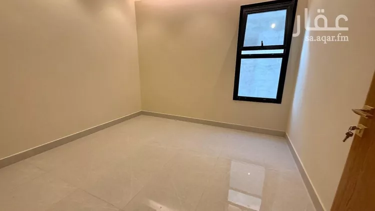 Floor for Sale in Riyadh Okaz 13
