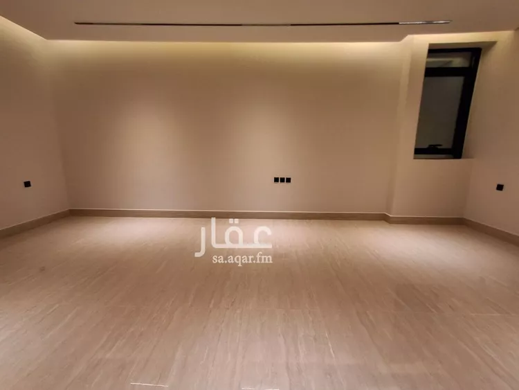 فيلا للبيع في شارع محمد بن مقرن, حي العريجاء الأوسط, مدينة الرياض, منطقة الرياض 21