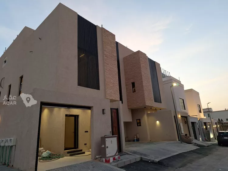 Floor for Sale in Riyadh Az Zahrah 2