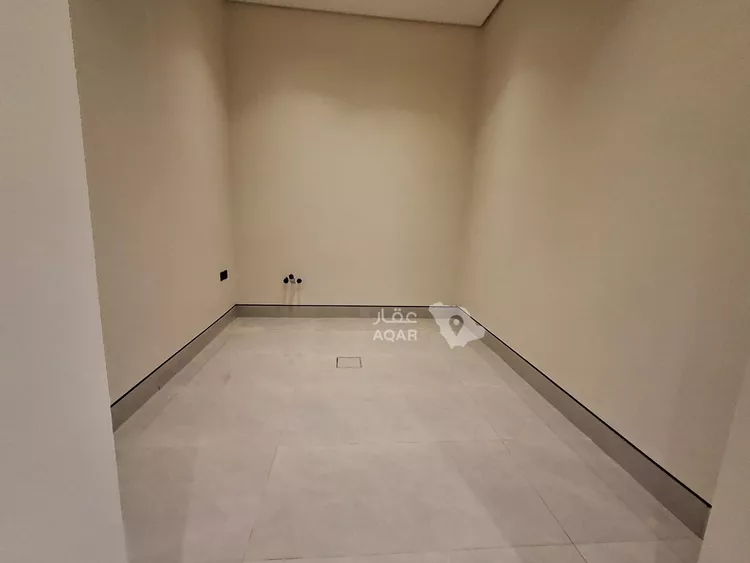 فيلا للبيع في شارع أبي كبير, حي العريجاء الغربي, مدينة الرياض, منطقة الرياض 12