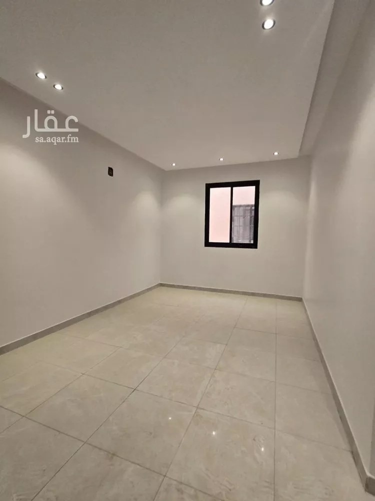 فيلا للبيع في شارع السقاف, حي عكاظ, مدينة الرياض, منطقة الرياض صورة 4