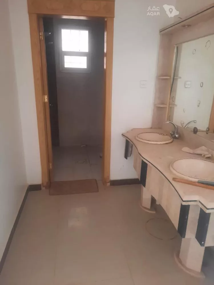 فيلا للبيع في شارع سليمان البغدادي, حي الرمال, مدينة الرياض, منطقة الرياض 8