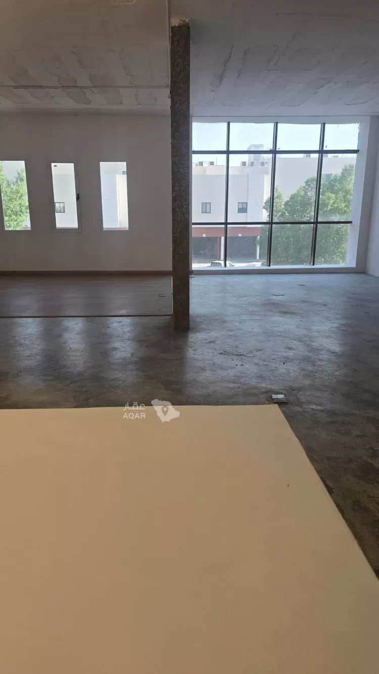 Commercial Office for Rent in Riyadh As Sahafah 5