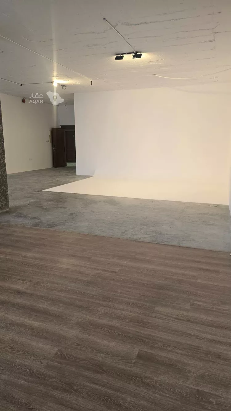 Commercial Office for Rent in Riyadh As Sahafah 4