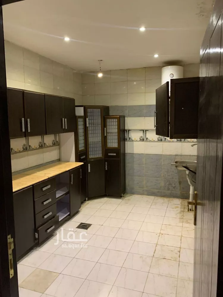 شقة للإيجار في شارع رقم 353, حي ظهرة لبن, مدينة الرياض, منطقة الرياض