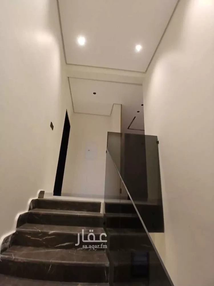 دور للبيع في شارع حمزة القبيطي, حي الرمال, مدينة الرياض, منطقة الرياض 15