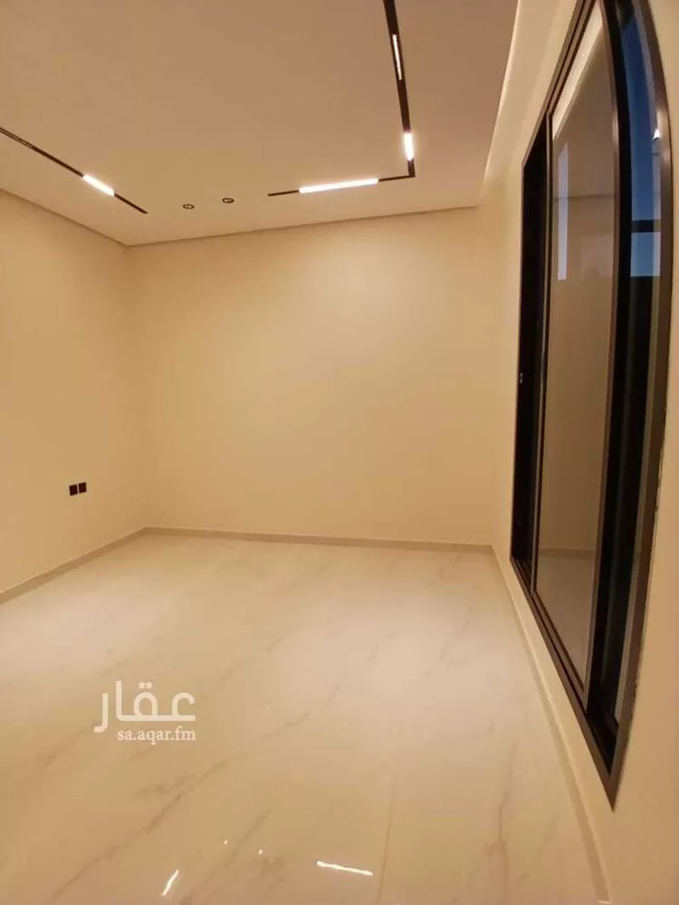 دور للبيع في شارع حمزة القبيطي, حي الرمال, مدينة الرياض, منطقة الرياض 9