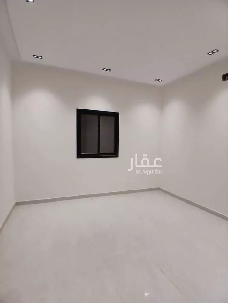 دور للبيع في شارع حمزة القبيطي, حي الرمال, مدينة الرياض, منطقة الرياض 7
