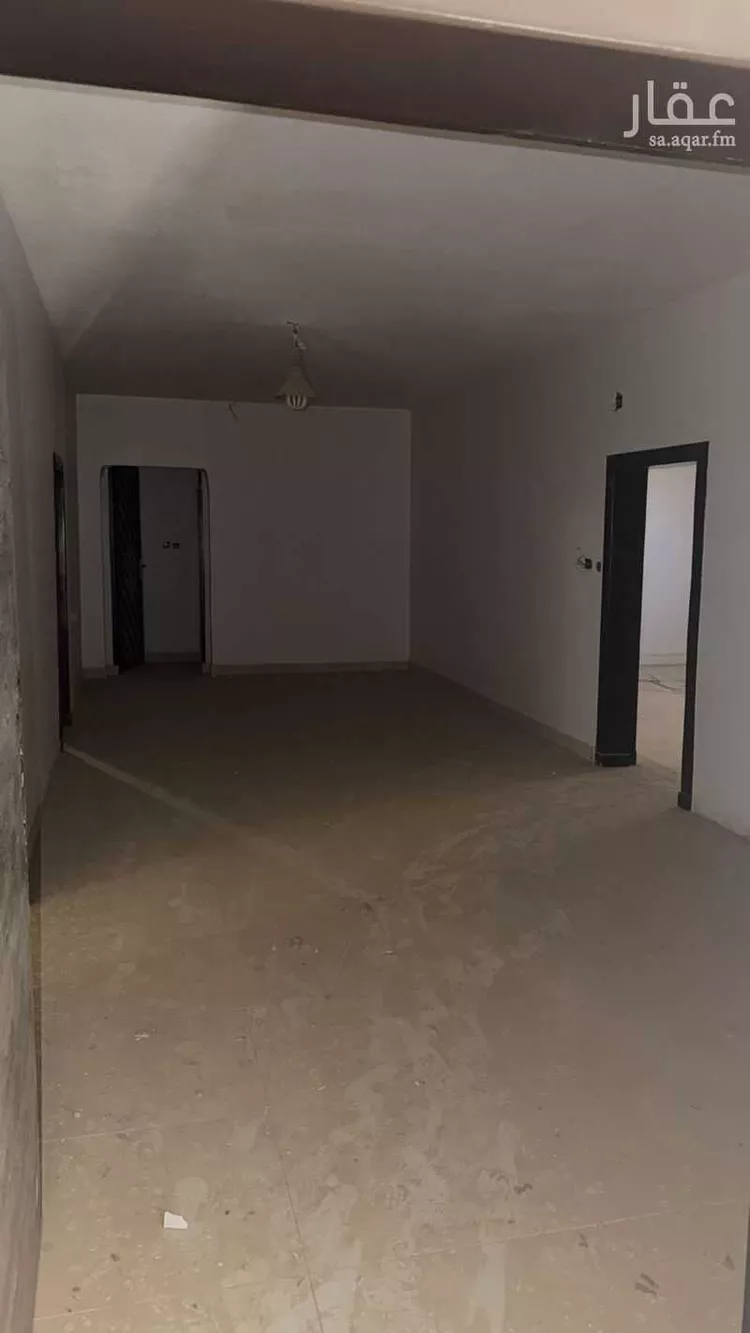 فيلا للبيع في شارع عثمان بن عيسى, حي الخالدية, مدينة عنيزة, منطقة القصيم صورة 5