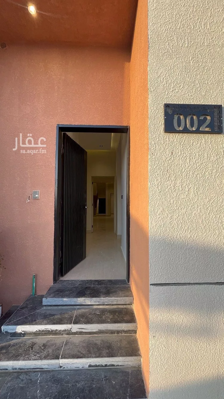 فيلا للبيع في شارع جبل العين, حي ظهرة لبن, مدينة الرياض, منطقة الرياض صورة 2