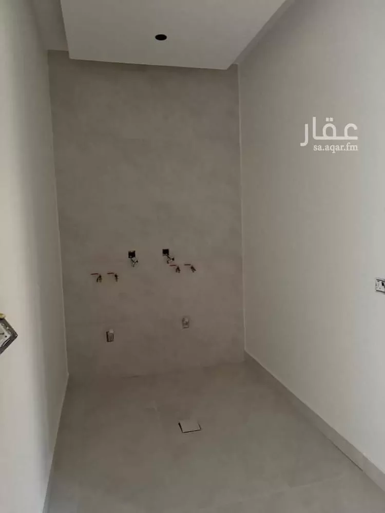 فيلا للبيع في شارع أحمد بن علي الشوائطي, حي المهدية, مدينة الرياض, منطقة الرياض 22
