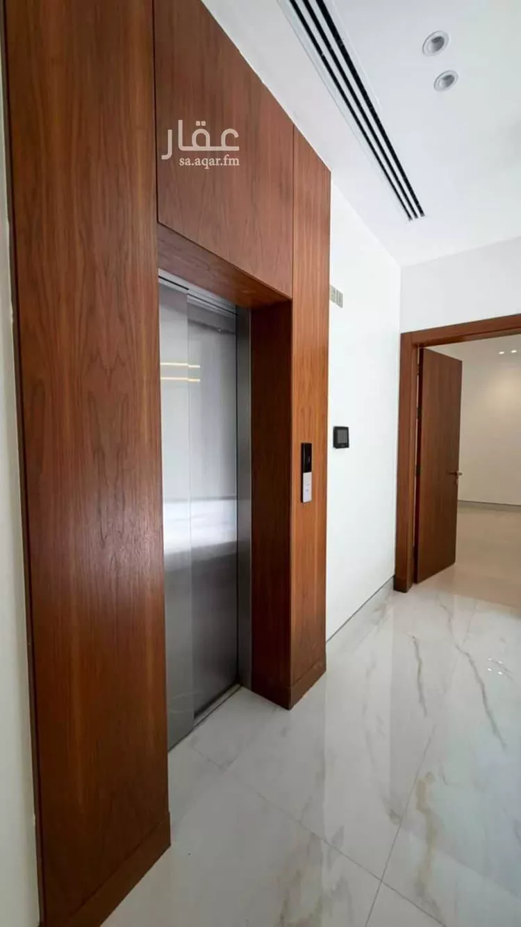 دور للبيع في شارع حراء, حي النرجس, مدينة الرياض, منطقة الرياض صورة 5