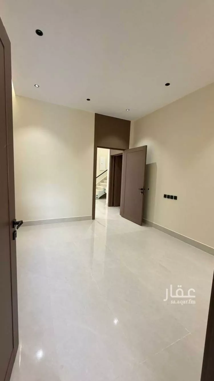 دور للبيع في شارع محمد العقيل, حي النهضة, مدينة الرياض, منطقة الرياض صورة 5
