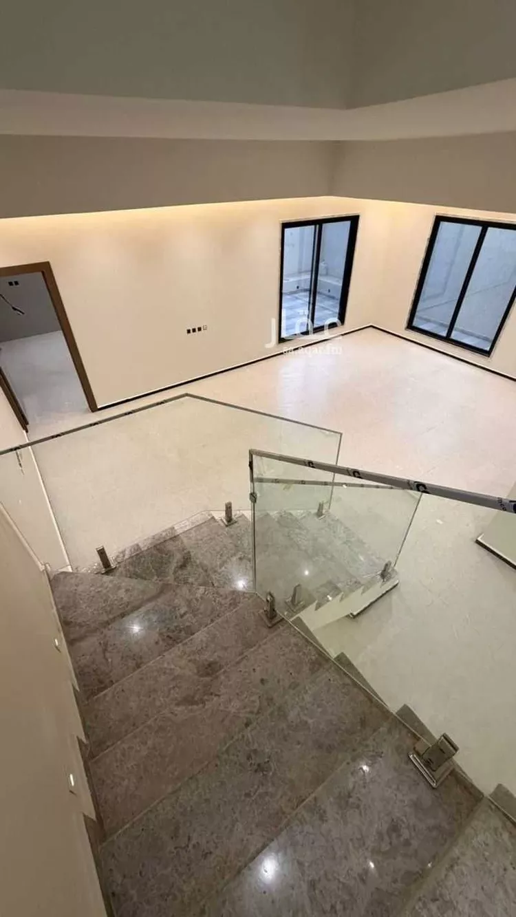 فيلا للبيع في شارع رقم 411, حي ظهرة لبن, مدينة الرياض, منطقة الرياض 8