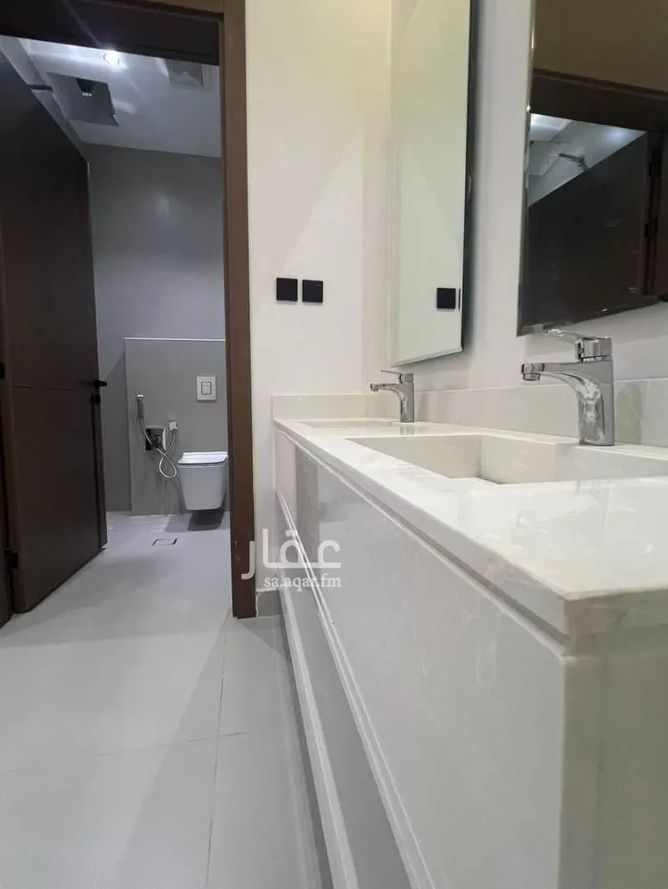 فيلا للبيع في شارع يحيى بن جزلة, حي الرمال, مدينة الرياض, منطقة الرياض صورة 4