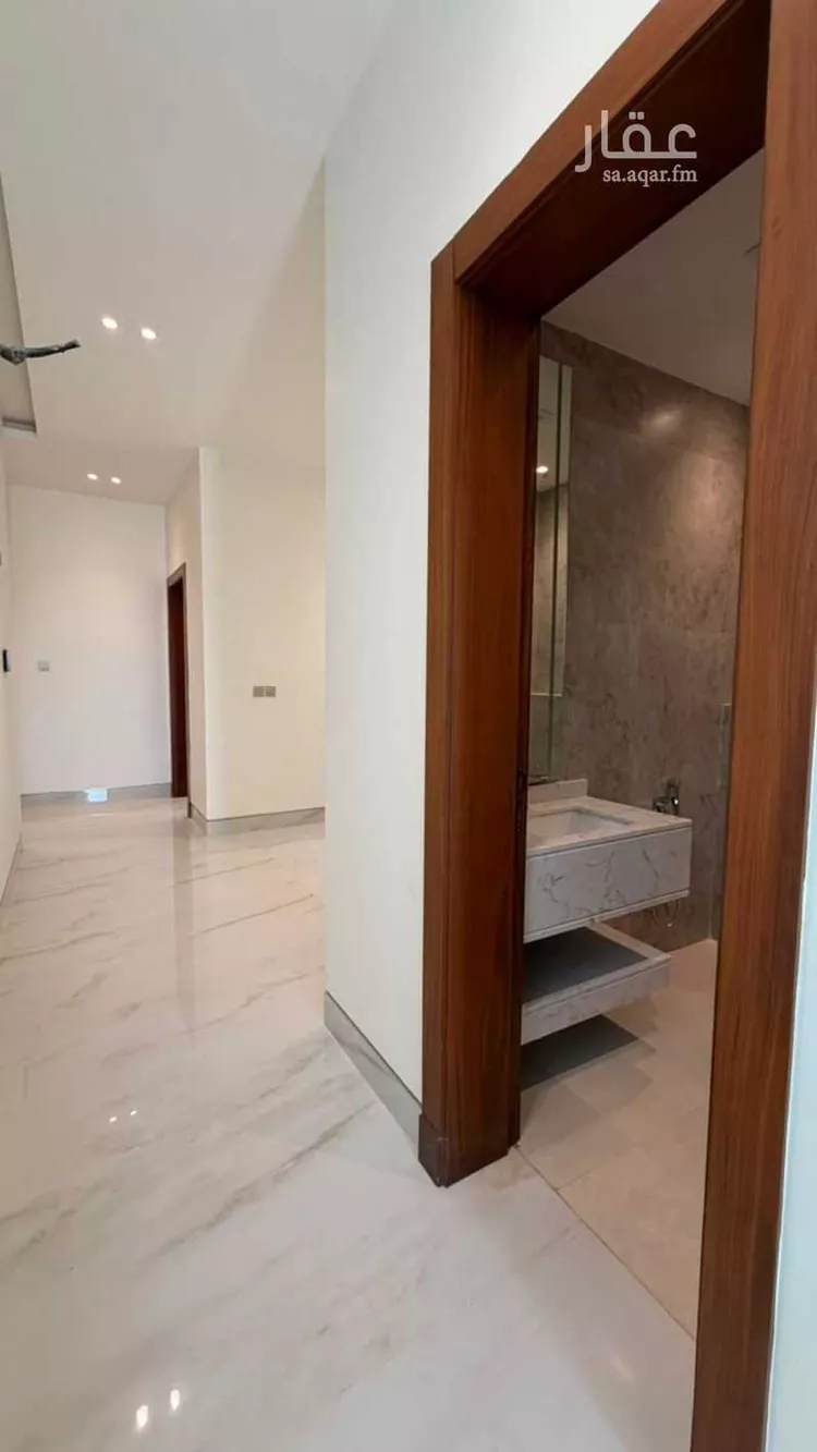 دور للبيع في شارع حراء, حي النرجس, مدينة الرياض, منطقة الرياض 19
