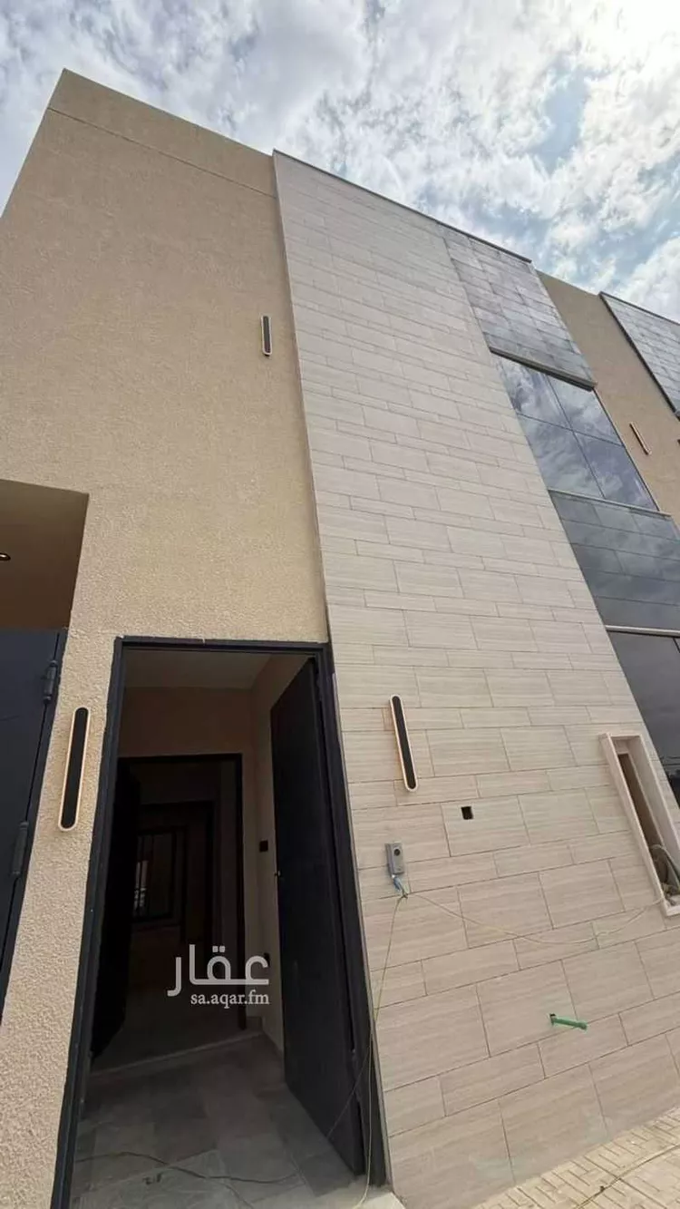 فيلا للبيع في شارع رقم 50, حي ظهرة لبن, مدينة الرياض, منطقة الرياض صورة 3