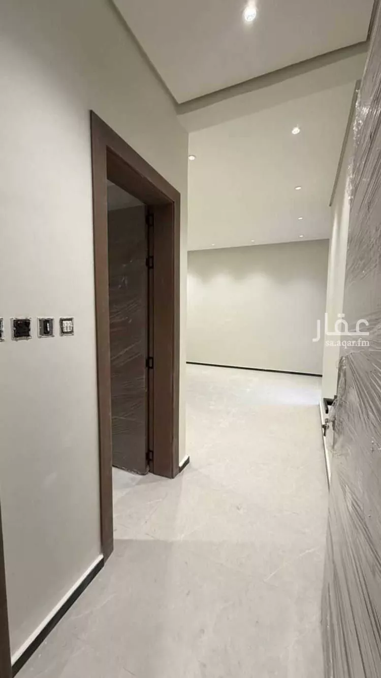 فيلا للبيع في شارع رقم 411, حي ظهرة لبن, مدينة الرياض, منطقة الرياض 12